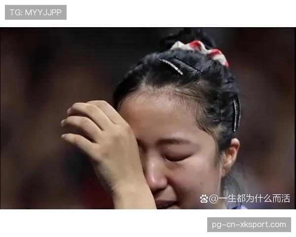TI15现场大特写:当金色的雨落下的那一刻,这三年的委屈都值了💔 TI15现场大特写:当金色的雨落下的那一刻,这三年的委屈都值了💔